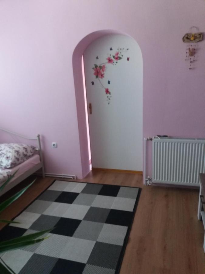 Apartment Tunel Hrušica Exterior foto